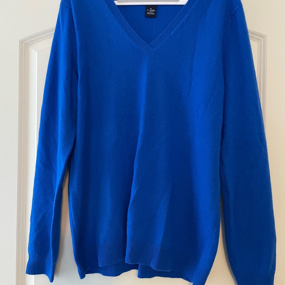 Blue cashmere sweater size XL
